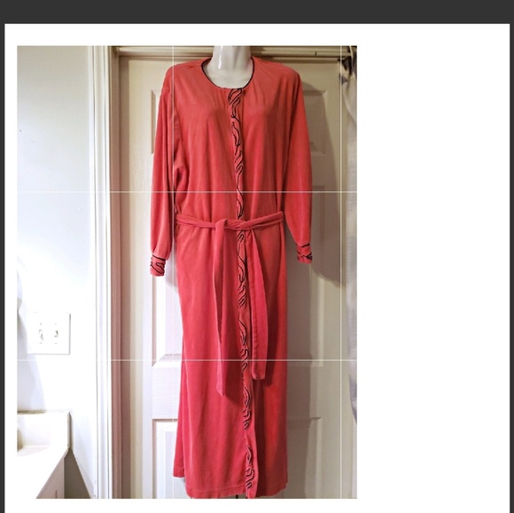 Dior Other - CHRISTIAN DIOR ROBE RED & BLACK SIZE ONE SIZE FITS ALL